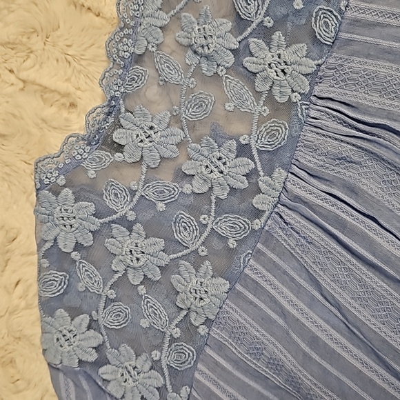 ARCHITECT blue sleeveless button down top lace inset Size PM - Picture 8 of 9